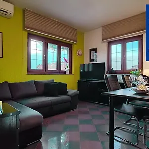 Ladybird Apartament
