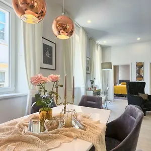 Hedone Luxury With Free Parking Pula