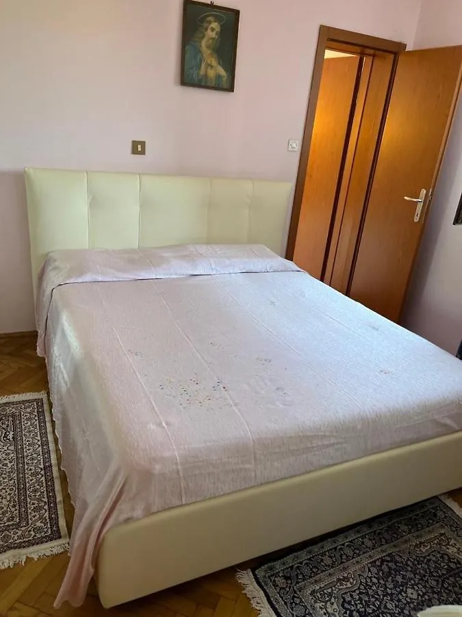 Вилла Nonna Alida Пула 0*,